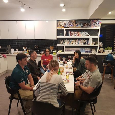 Mozzihostel Busan Station מראה חיצוני תמונה
