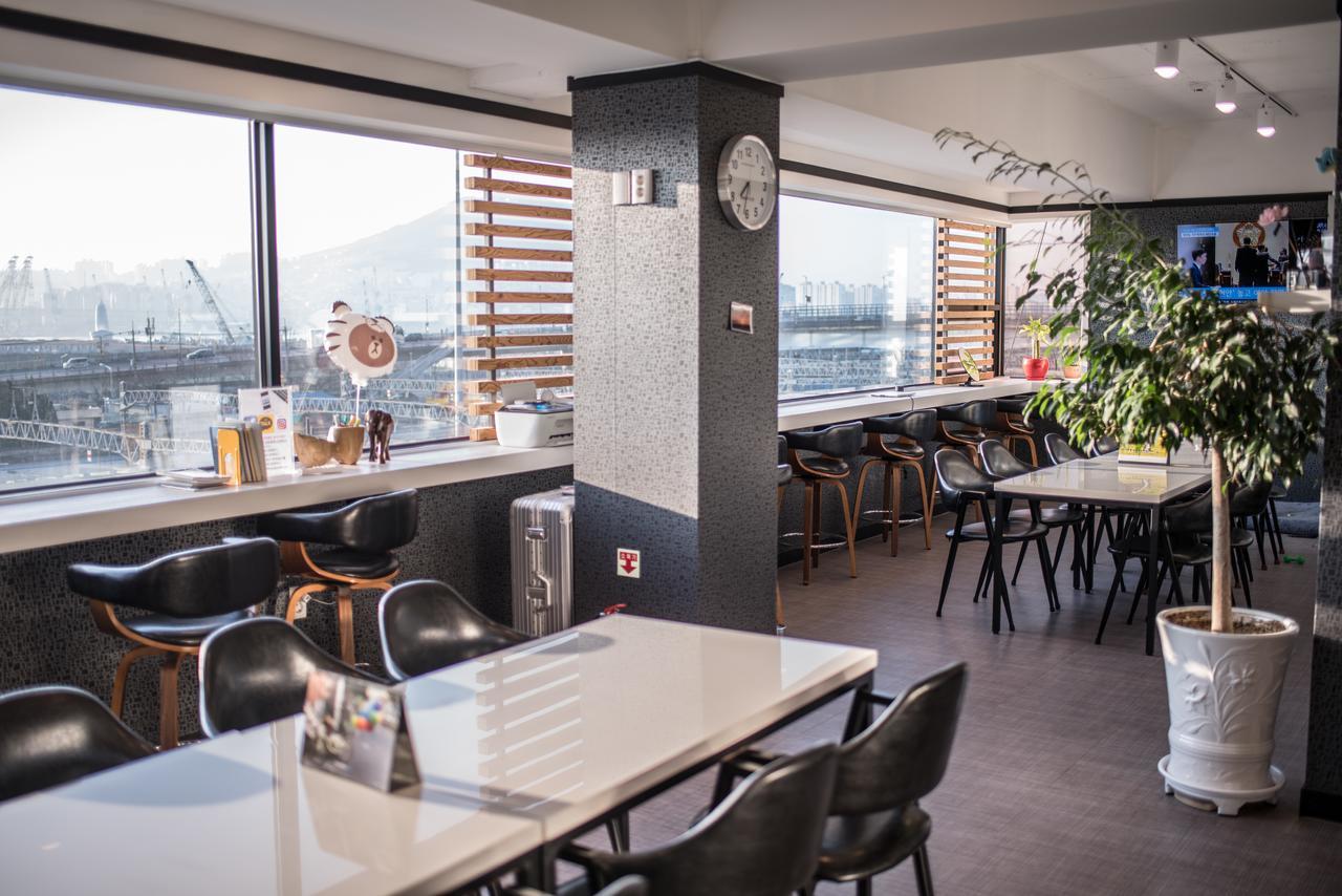 Mozzihostel Busan Station מראה חיצוני תמונה